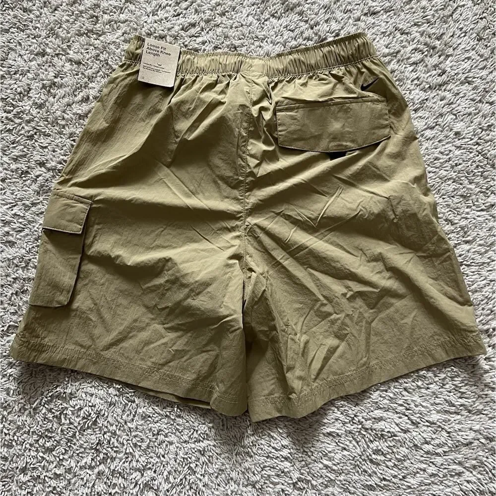 Nike Tech Cargo Shorts Mens Small Tan Loose Fit Above Knee HJ0677-297 NWT